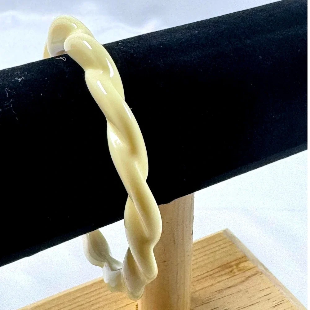 VTG Cream White Twisted Rope Resin Bangle Spacer Bracelet W. Germany 8